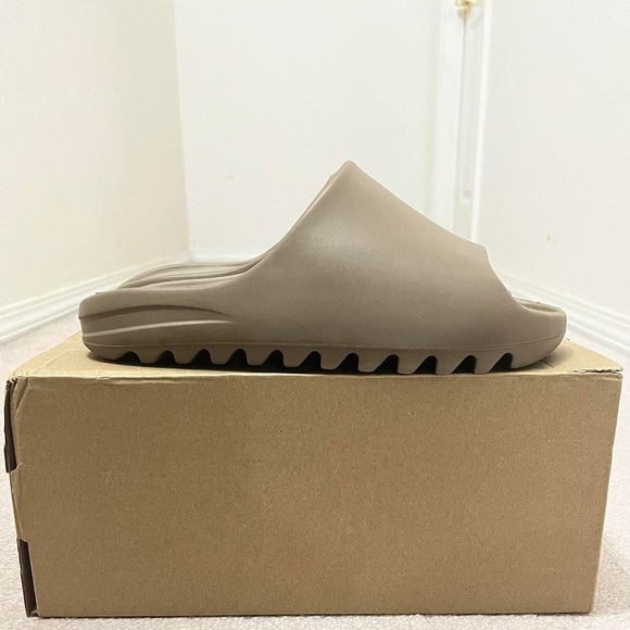Yeezy Shoes - Yeezy Slides Earth Brown